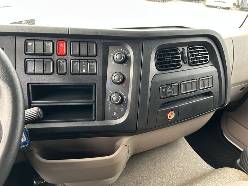 DAF XB 290 FA / 16 Ton / Nieuwe Tacho V2 / Box / Laadklep / APK 12-26 - Bakwagen: afbeelding 5 DAF XB 290 FA / 16 Ton / Nieuwe Tacho V2 / Box / Laadklep / APK 12-26 - Bakwagen: afbeelding 5