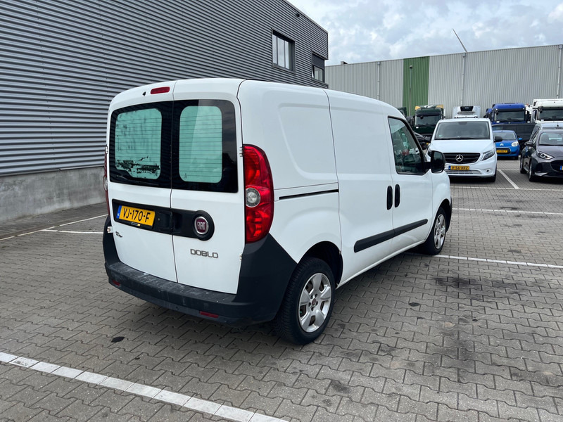 Fiat Dobló Cargo 1.3 MultiJet / NL Van - Kleine bestelwagen: afbeelding 4 Fiat Dobló Cargo 1.3 MultiJet / NL Van - Kleine bestelwagen: afbeelding 4