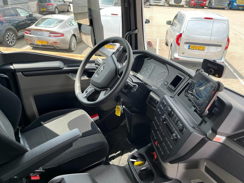 MAN TGM 18.250 / Carrier Koeler -30 gr / Chereau Frigobox / Laadklep / APK 06-26 - Koelwagen vrachtwagen: afbeelding 3 MAN TGM 18.250 / Carrier Koeler -30 gr / Chereau Frigobox / Laadklep / APK 06-26 - Koelwagen vrachtwagen: afbeelding 3