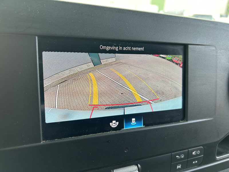 Kleine bestelwagen Mercedes-Benz Sprinter 311 2.2 CDI Euro 6D / 130 dkm / L3 H2 / Camera / APK TUV 10-26: afbeelding 6 Kleine bestelwagen Mercedes-Benz Sprinter 311 2.2 CDI Euro 6D / 130 dkm / L3 H2 / Camera / APK TUV 10-26: afbeelding 6