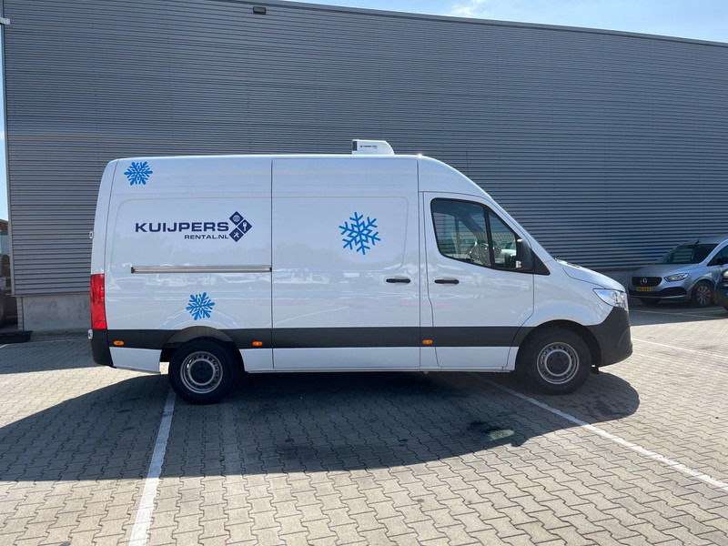 Mercedes-Benz Sprinter 317 1.9 CDI H2 L2 / NIEUW ! / 2024 Kenteken / Thermo King Koeler - Koelwagen: afbeelding 2 Mercedes-Benz Sprinter 317 1.9 CDI H2 L2 / NIEUW ! / 2024 Kenteken / Thermo King Koeler - Koelwagen: afbeelding 2