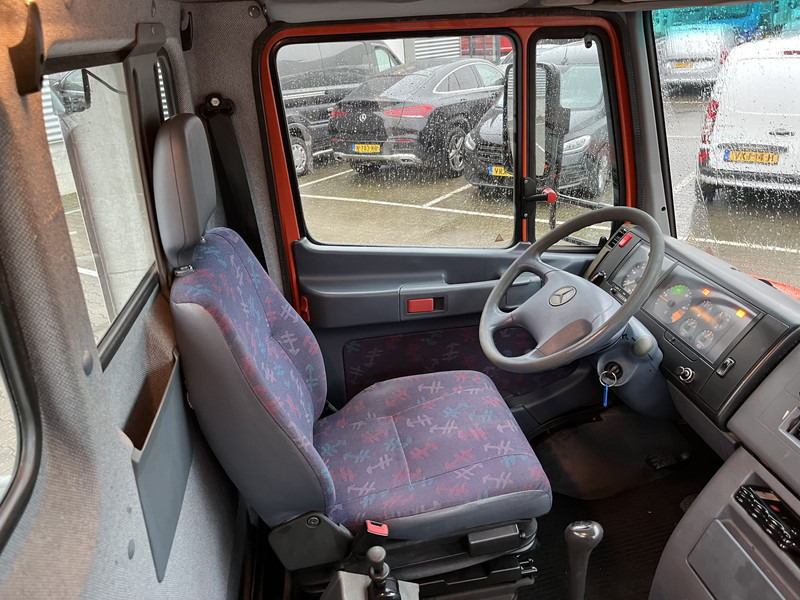 Mercedes-Benz Vario 612 D / Car - Machine Transporter 570 cm / Winch / Ramps / NL Truck - Autovrachtwagen vrachtwagen: afbeelding 4 Mercedes-Benz Vario 612 D / Car - Machine Transporter 570 cm / Winch / Ramps / NL Truck - Autovrachtwagen vrachtwagen: afbeelding 4