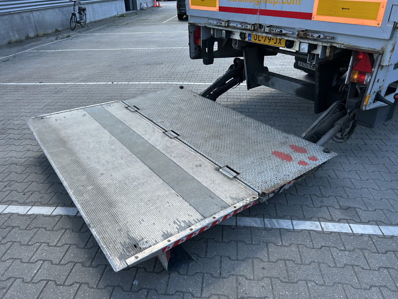 Renders ROC 12.10 City / Box / Loadlift 2000 kg / NL Trailer - Gesloten oplegger: afbeelding 5 Renders ROC 12.10 City / Box / Loadlift 2000 kg / NL Trailer - Gesloten oplegger: afbeelding 5