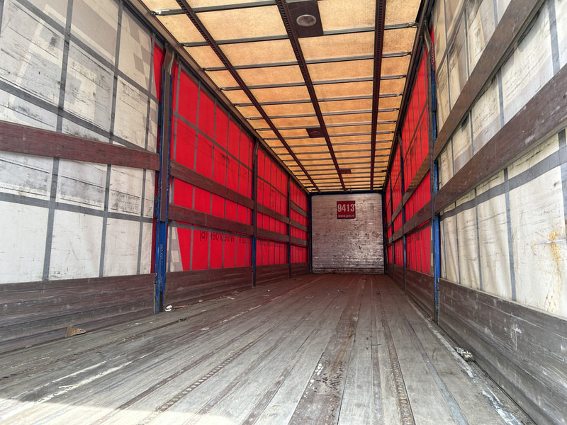 Renders ROC 12.18 / Curtainside / Loadlift / Lift + Steer Axle / Side Boards - Schuifzeiloplegger: afbeelding 3 Renders ROC 12.18 / Curtainside / Loadlift / Lift + Steer Axle / Side Boards - Schuifzeiloplegger: afbeelding 3
