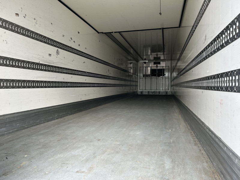 SYSTEM TRAILERS - VeDeCar / Thermo King Koeler -29 gr / Duo Temp / Laadklep 2500 kg / APK 07-26 - Koelwagen oplegger: afbeelding 3 SYSTEM TRAILERS - VeDeCar / Thermo King Koeler -29 gr / Duo Temp / Laadklep 2500 kg / APK 07-26 - Koelwagen oplegger: afbeelding 3