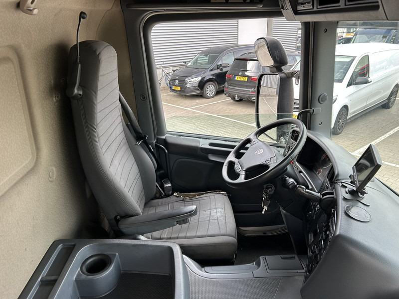 Scania P 320 / 18 ton / 545 dkm / Box 8 mtr / Loadlift / APK TUV 08-25 - Bakwagen: afbeelding 3 Scania P 320 / 18 ton / 545 dkm / Box 8 mtr / Loadlift / APK TUV 08-25 - Bakwagen: afbeelding 3