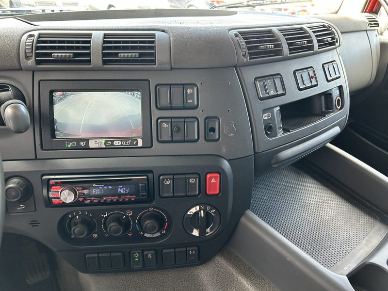 DAF CF 400 FT Space Cab / 957 dkm / NL Truck / APK TUV 02-26 - Trekker: afbeelding 5 DAF CF 400 FT Space Cab / 957 dkm / NL Truck / APK TUV 02-26 - Trekker: afbeelding 5