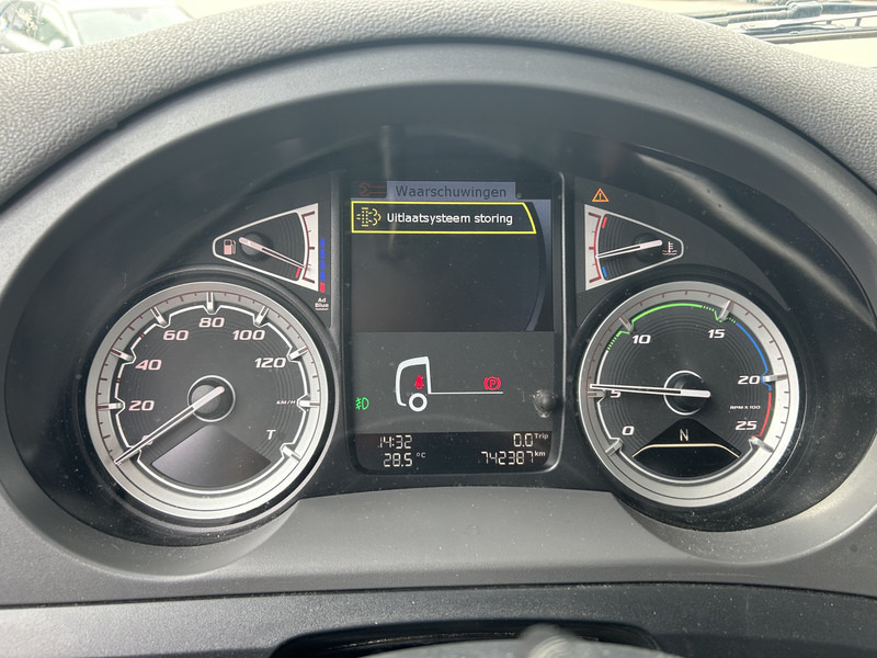 DAF CF 410 FT Space Cab / 742 dkm / 2 Tanks / NL Truck - Trekker: afbeelding 4 DAF CF 410 FT Space Cab / 742 dkm / 2 Tanks / NL Truck - Trekker: afbeelding 4