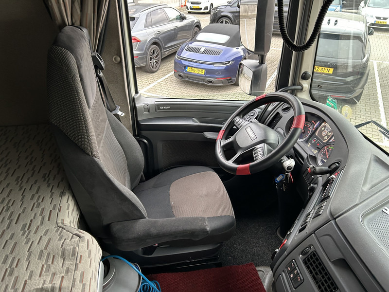 DAF XF 440 FT SC / Smart Tacho V2 / 2 Tanks / StandAirco / APK TUV 09-26 - Trekker: afbeelding 3 DAF XF 440 FT SC / Smart Tacho V2 / 2 Tanks / StandAirco / APK TUV 09-26 - Trekker: afbeelding 3