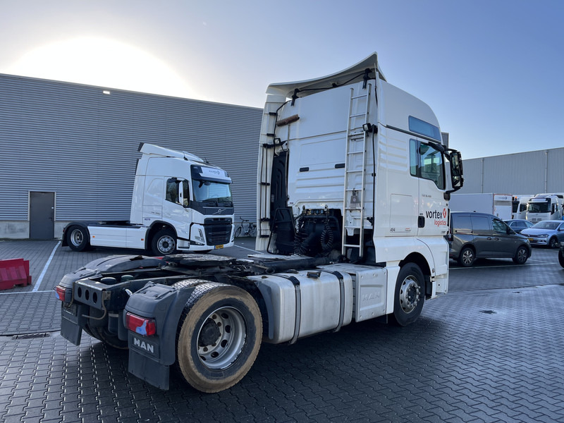 MAN TGX 18.460 XXL / Motor Defect -> Not Running / Retarder / 526 dkm / 2 Tanks - Trekker: afbeelding 2 MAN TGX 18.460 XXL / Motor Defect -> Not Running / Retarder / 526 dkm / 2 Tanks - Trekker: afbeelding 2