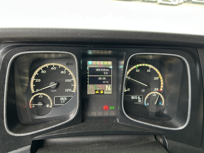 Mercedes-Benz Actros 1842 StreamSpace / 903 dkm / 2 Tanks / NL Truck - Trekker: afbeelding 4 Mercedes-Benz Actros 1842 StreamSpace / 903 dkm / 2 Tanks / NL Truck - Trekker: afbeelding 4
