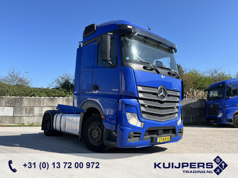 Mercedes-Benz Actros 1842 Streamspace / 890 dkm / 2 Tanks / NL Truck / 12x in stock - Trekker: afbeelding 1 Mercedes-Benz Actros 1842 Streamspace / 890 dkm / 2 Tanks / NL Truck / 12x in stock - Trekker: afbeelding 1