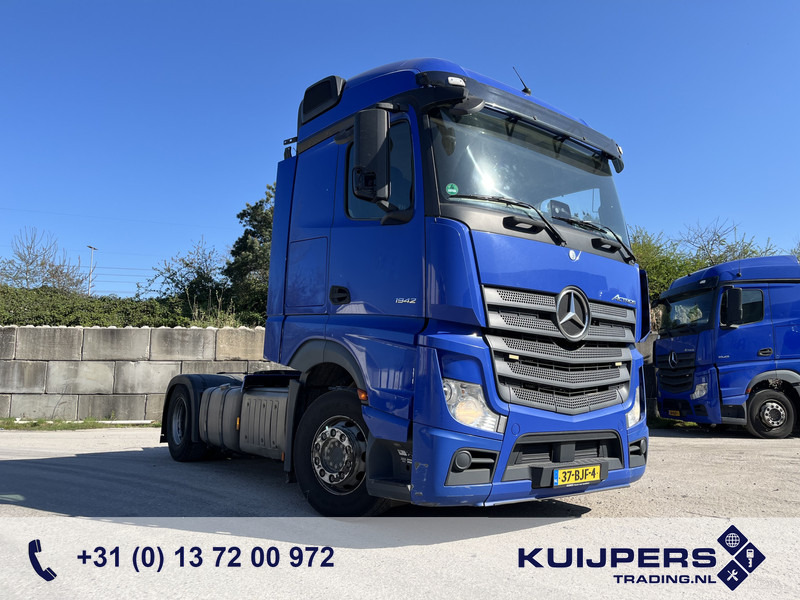 Mercedes-Benz Actros 1842 Streamspace / 937 dkm / 2 Tanks / NL Truck / 12x in stock - Trekker: afbeelding 1 Mercedes-Benz Actros 1842 Streamspace / 937 dkm / 2 Tanks / NL Truck / 12x in stock - Trekker: afbeelding 1