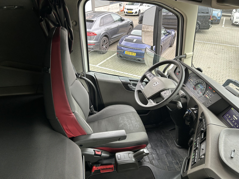 Volvo FH 420 Globetrotter / 842 dkm / VEB+ / Smart Tacho V2 / Dynamic Steering - Trekker: afbeelding 3 Volvo FH 420 Globetrotter / 842 dkm / VEB+ / Smart Tacho V2 / Dynamic Steering - Trekker: afbeelding 3