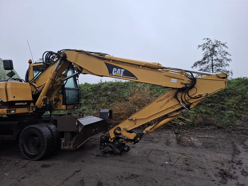 Caterpillar M318 - Mobiele graafmachine: afbeelding 4 Caterpillar M318 - Mobiele graafmachine: afbeelding 4