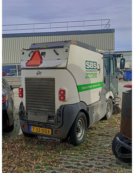 Mathieu MC210 Azura MC210 - Veegwagen: afbeelding 4 Mathieu MC210 Azura MC210 - Veegwagen: afbeelding 4