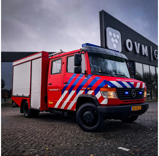 Mercedes-Benz - Brandweerwagen: afbeelding 1 Mercedes-Benz - Brandweerwagen: afbeelding 1