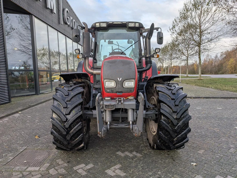 Valtra N142 N142 - Tractor: afbeelding 4 Valtra N142 N142 - Tractor: afbeelding 4