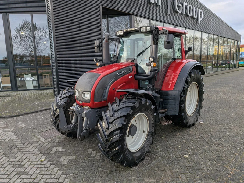Valtra N142 N142 - Tractor: afbeelding 5 Valtra N142 N142 - Tractor: afbeelding 5