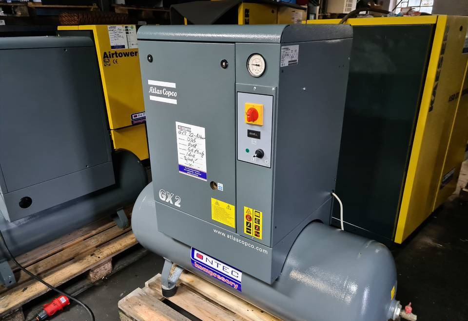 Kompresor śrubowy  ATLAS COPCO GX2 2,2 kw - Luchtcompressor: afbeelding 2 Kompresor śrubowy  ATLAS COPCO GX2 2,2 kw - Luchtcompressor: afbeelding 2