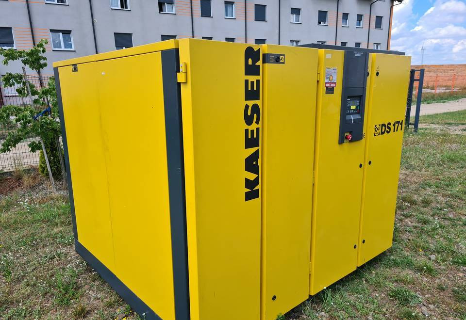 Kompresor śrubowy KAESER DS 171 90 kw - Luchtcompressor: afbeelding 1 Kompresor śrubowy KAESER DS 171 90 kw - Luchtcompressor: afbeelding 1