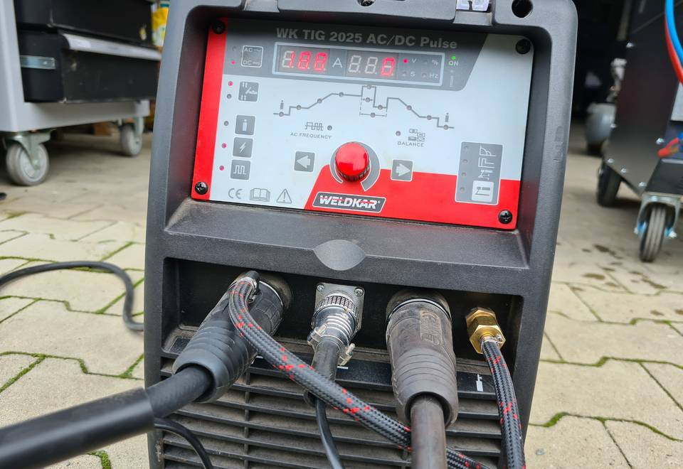 Spawarka Tig WELDKAR WK 2025 AC/DC Puls, 200A - Uitrusting voor lassen: afbeelding 1 Spawarka Tig WELDKAR WK 2025 AC/DC Puls, 200A - Uitrusting voor lassen: afbeelding 1