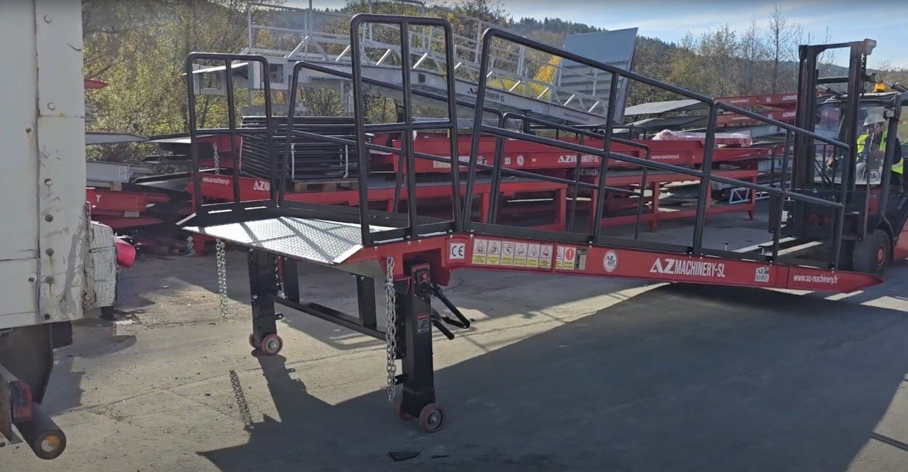 AZ RAMP-PRIME XS-6 . Industrial Mobil Loading Ramp - Laadbrug: afbeelding 3 AZ RAMP-PRIME XS-6 . Industrial Mobil Loading Ramp - Laadbrug: afbeelding 3