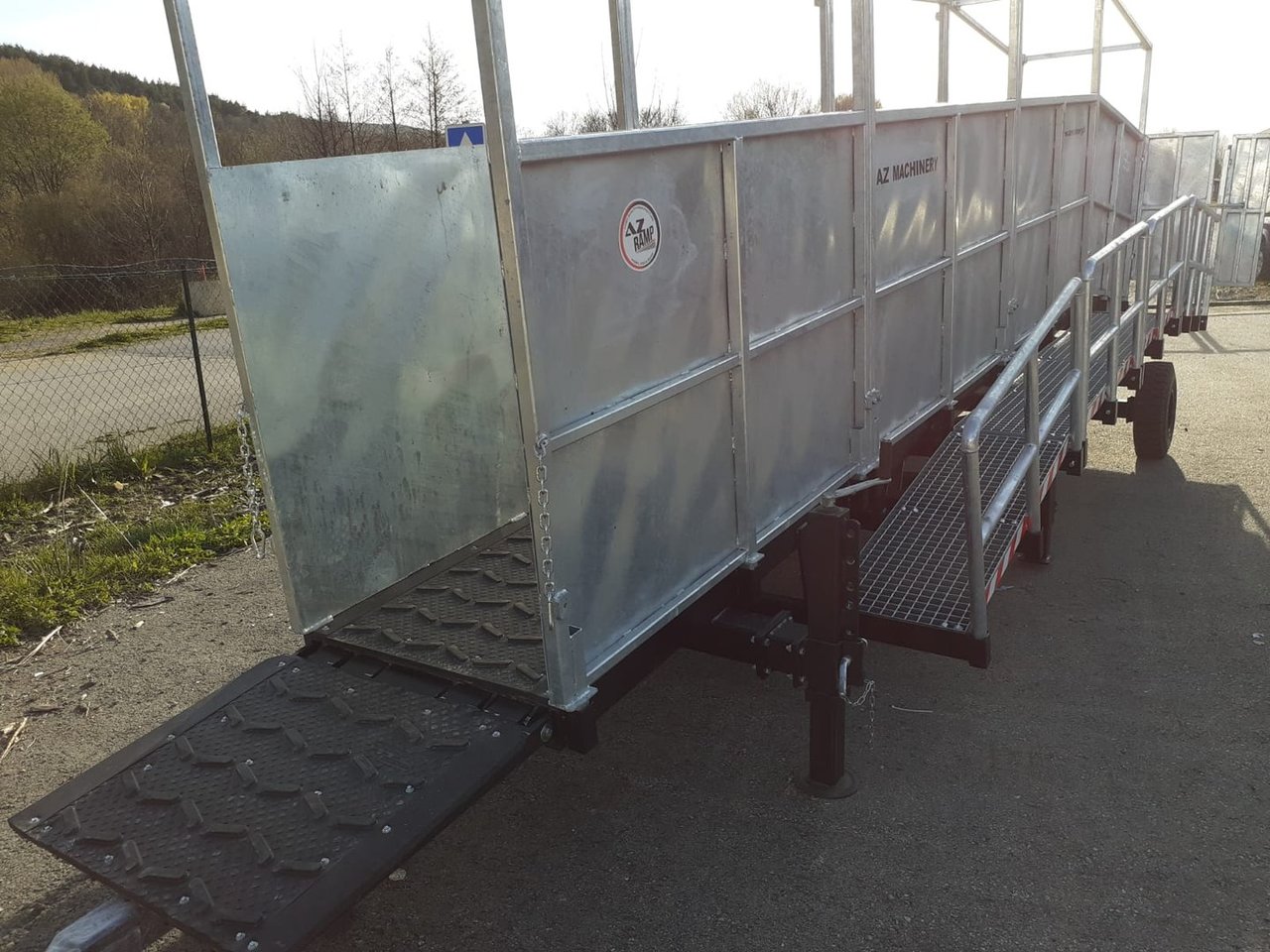 AZ RAMP TOP AGRI mobile loading ramp - Laadbrug: afbeelding 2 AZ RAMP TOP AGRI mobile loading ramp - Laadbrug: afbeelding 2