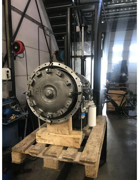 Volvo PT1563 22688 - Versnellingsbak voor Kiepwagen met knikbesturing: afbeelding 4 Volvo PT1563 22688 - Versnellingsbak voor Kiepwagen met knikbesturing: afbeelding 4