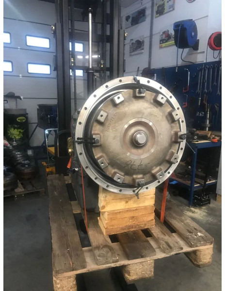 Volvo Versnellingsbak PT2116 22416 - Versnellingsbak voor Kiepwagen met knikbesturing: afbeelding 5 Volvo Versnellingsbak PT2116 22416 - Versnellingsbak voor Kiepwagen met knikbesturing: afbeelding 5