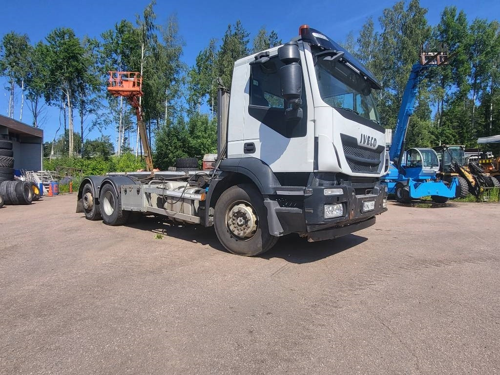Iveco Stralis-360 - Kabelsysteem truck: afbeelding 1 Iveco Stralis-360 - Kabelsysteem truck: afbeelding 1