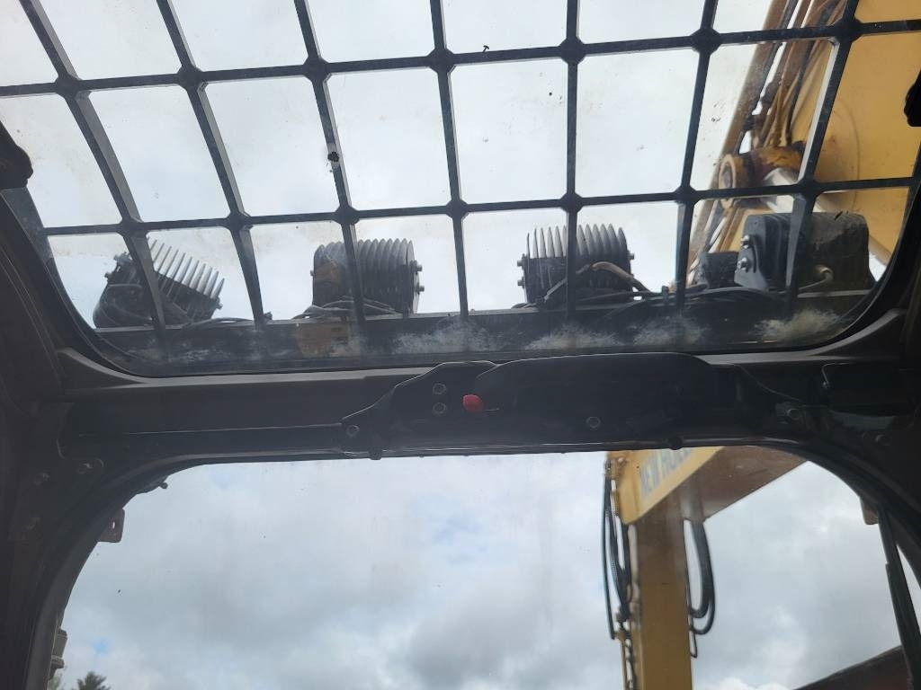 Rupsgraafmachine New Holland Kobelco E 235 B SR-2: afbeelding 20 Rupsgraafmachine New Holland Kobelco E 235 B SR-2: afbeelding 20