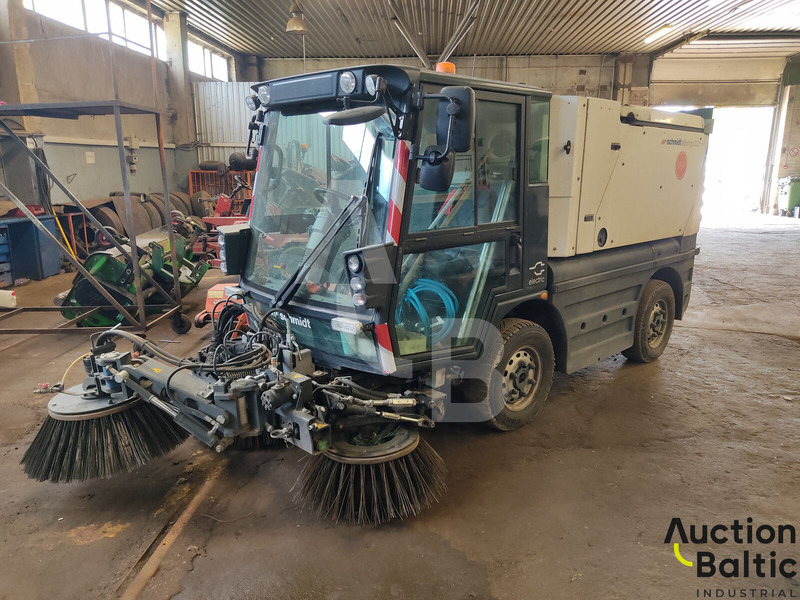 AEBI SCHMIDT Aebi Schmitd eSwingo 200+ - Veegwagen: afbeelding 2 AEBI SCHMIDT Aebi Schmitd eSwingo 200+ - Veegwagen: afbeelding 2
