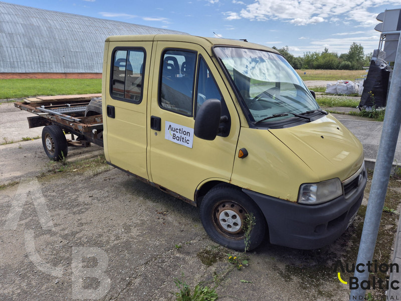 Fiat Ducato - Bedrijfswagen, Bestelwagen met dubbele cabine: afbeelding 1 Fiat Ducato - Bedrijfswagen, Bestelwagen met dubbele cabine: afbeelding 1