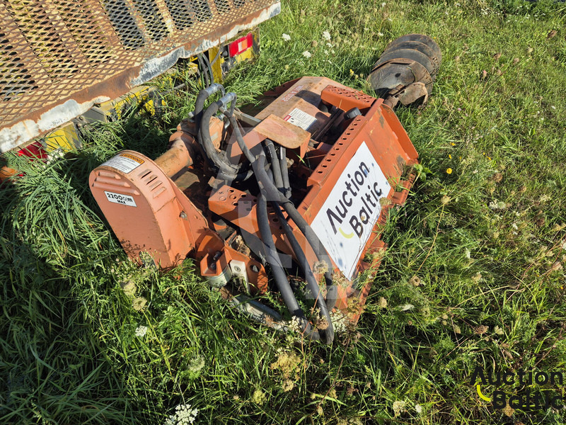 Bobcat FC 155 - Houtversnipperaar: afbeelding 2 Bobcat FC 155 - Houtversnipperaar: afbeelding 2