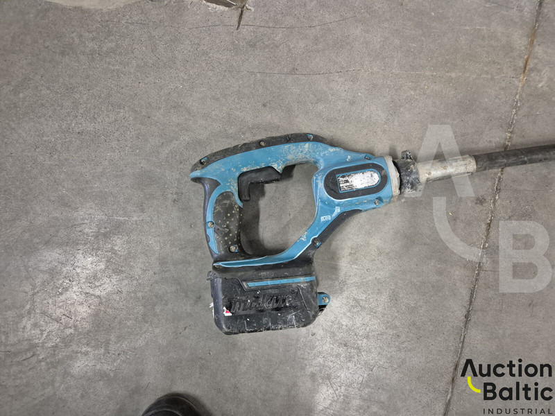 Makita DVR850 - Bouwmachine: afbeelding 2 Makita DVR850 - Bouwmachine: afbeelding 2