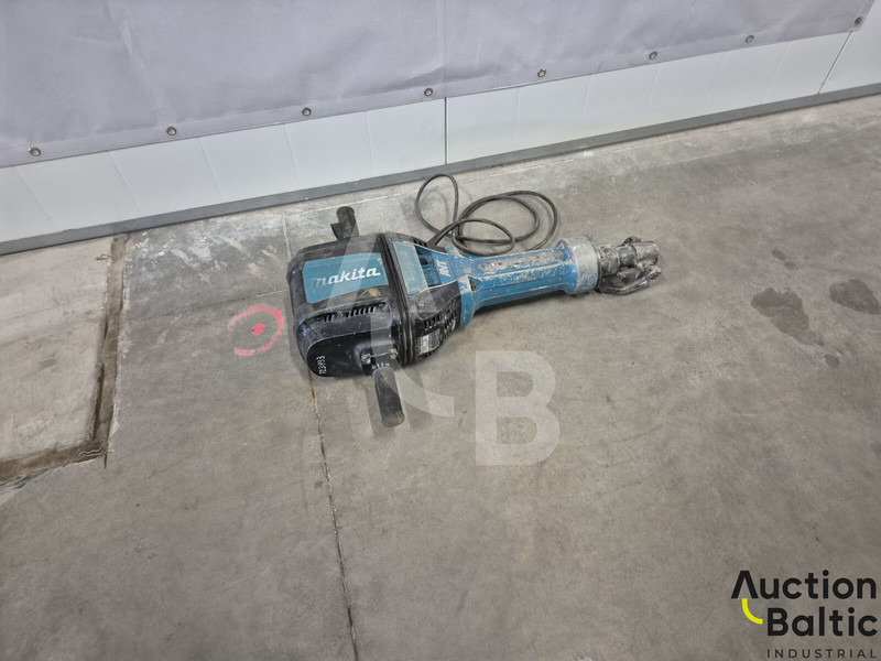 Makita HM1812 - Bouwmachine: afbeelding 2 Makita HM1812 - Bouwmachine: afbeelding 2