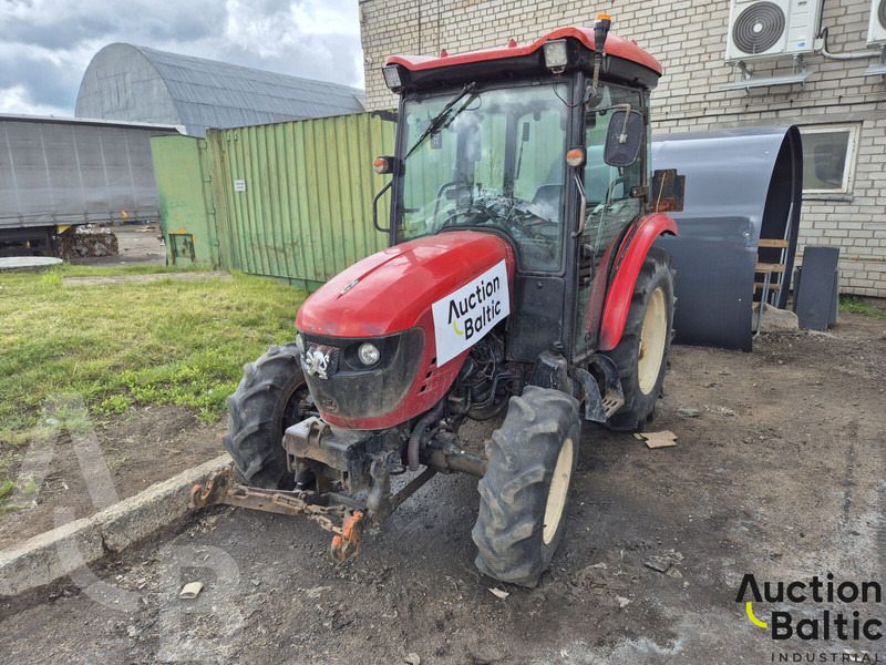 Branson 5820 CX - Tractor: afbeelding 1 Branson 5820 CX - Tractor: afbeelding 1