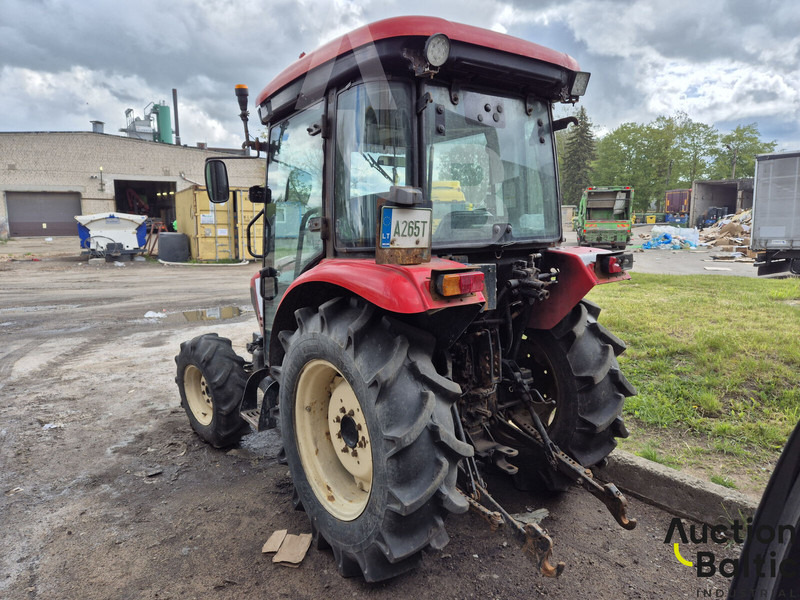 Branson 5820 CX - Tractor: afbeelding 3 Branson 5820 CX - Tractor: afbeelding 3