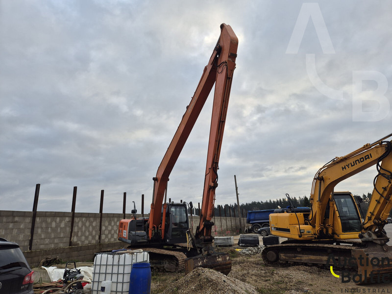 Hitachi ZX 210 LC-3 - Rupsgraafmachine: afbeelding 1 Hitachi ZX 210 LC-3 - Rupsgraafmachine: afbeelding 1