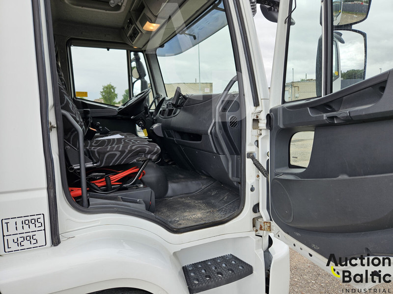 Iveco Euro Cargo 120E 25 - Koelwagen vrachtwagen: afbeelding 5 Iveco Euro Cargo 120E 25 - Koelwagen vrachtwagen: afbeelding 5