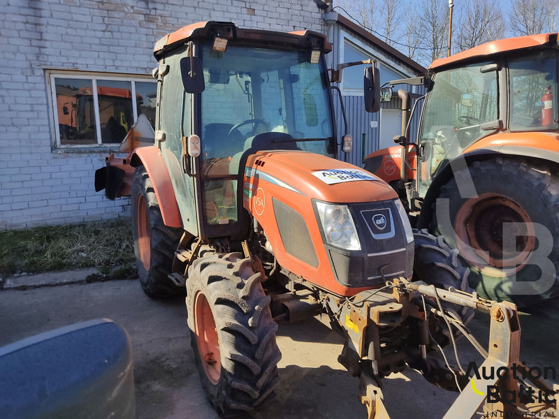 KIOTI RX 7330 - Tractor: afbeelding 1 KIOTI RX 7330 - Tractor: afbeelding 1