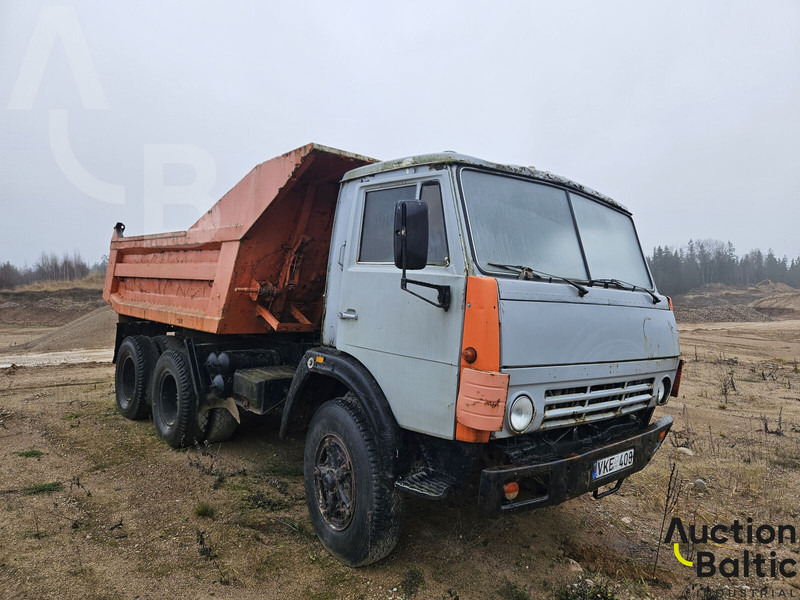 Kamaz 55111 - Kipper vrachtwagen: afbeelding 2 Kamaz 55111 - Kipper vrachtwagen: afbeelding 2