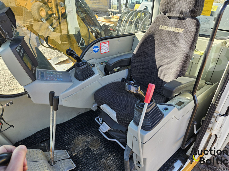 Liebherr R 900 C Litronic - Rupsgraafmachine: afbeelding 5 Liebherr R 900 C Litronic - Rupsgraafmachine: afbeelding 5