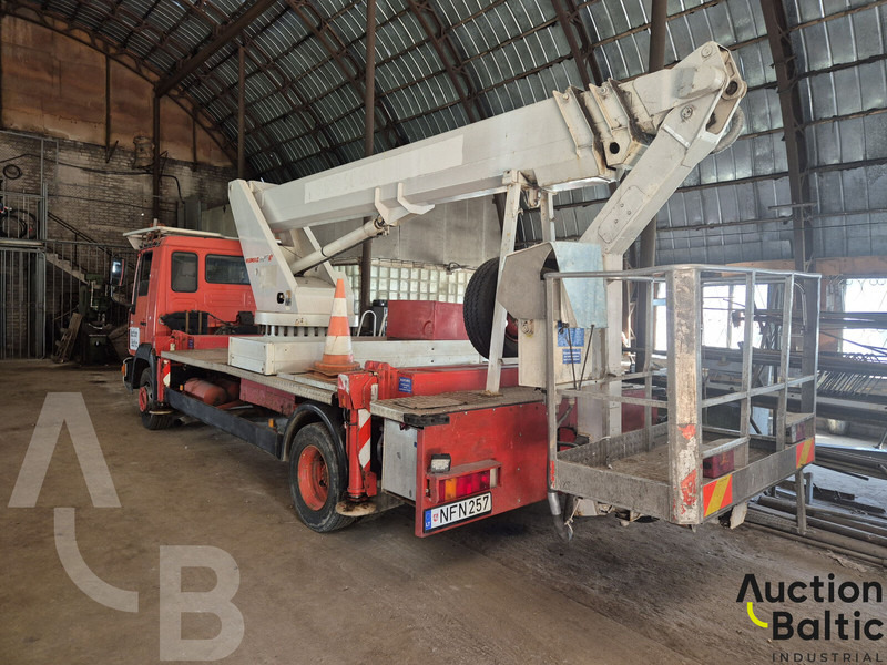 MAN 8.163 - Vrachtwagen hoogwerker: afbeelding 4 MAN 8.163 - Vrachtwagen hoogwerker: afbeelding 4
