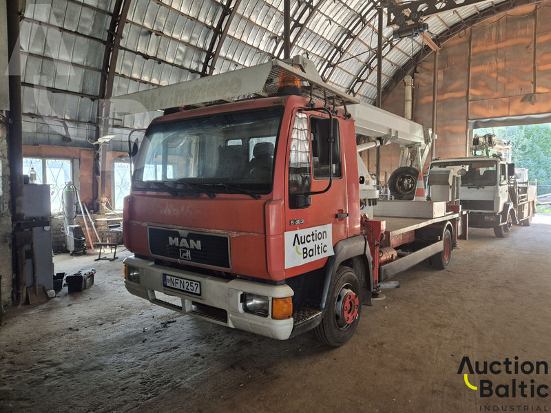 MAN 8.163 - Vrachtwagen hoogwerker: afbeelding 1 MAN 8.163 - Vrachtwagen hoogwerker: afbeelding 1