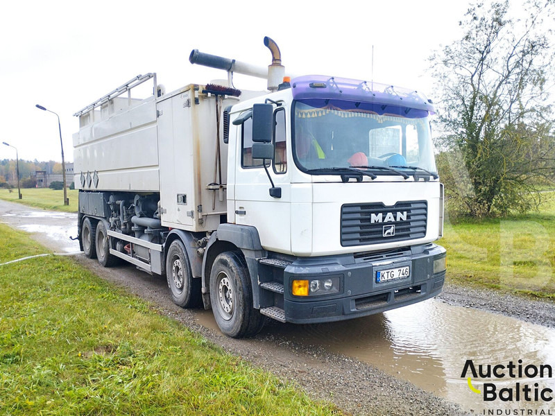 MAN T 46 - Vacuümwagen: afbeelding 2 MAN T 46 - Vacuümwagen: afbeelding 2