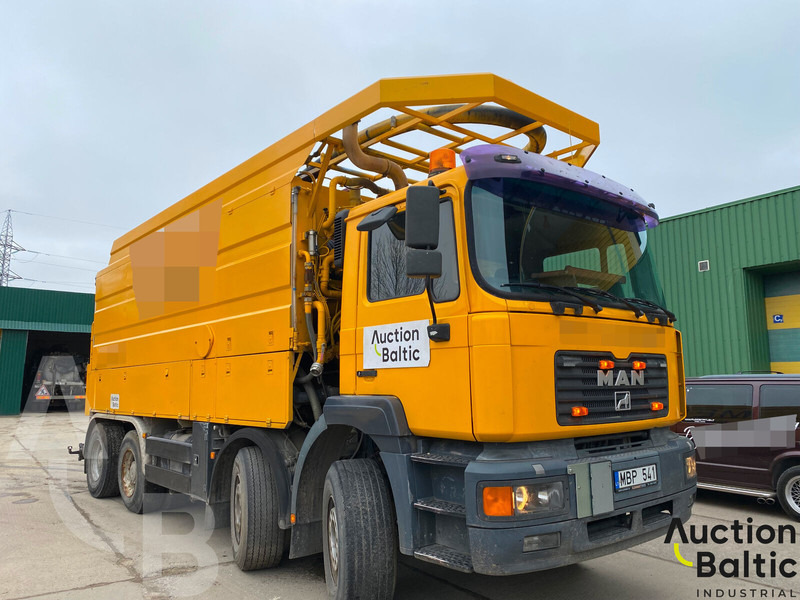 MAN T46 - Vacuümwagen: afbeelding 1 MAN T46 - Vacuümwagen: afbeelding 1