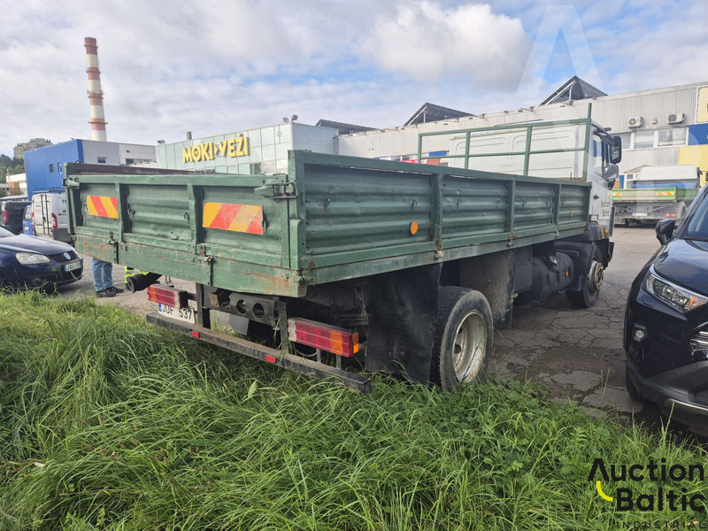 Mercedes-Benz 1117 - Vrachtwagen met open laadbak: afbeelding 3 Mercedes-Benz 1117 - Vrachtwagen met open laadbak: afbeelding 3