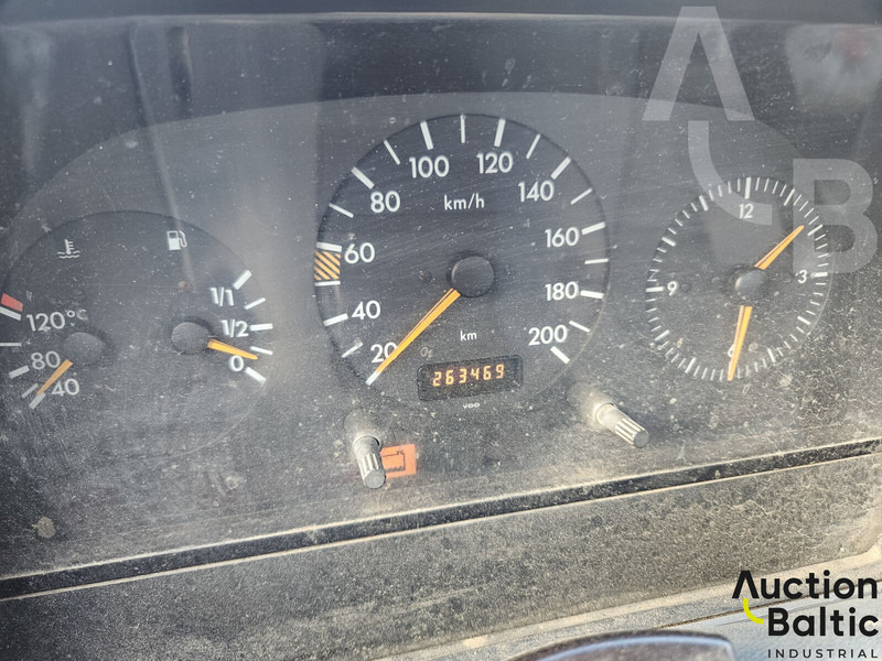Mercedes-Benz 408 - Bestelwagen met open laadbak: afbeelding 5 Mercedes-Benz 408 - Bestelwagen met open laadbak: afbeelding 5
